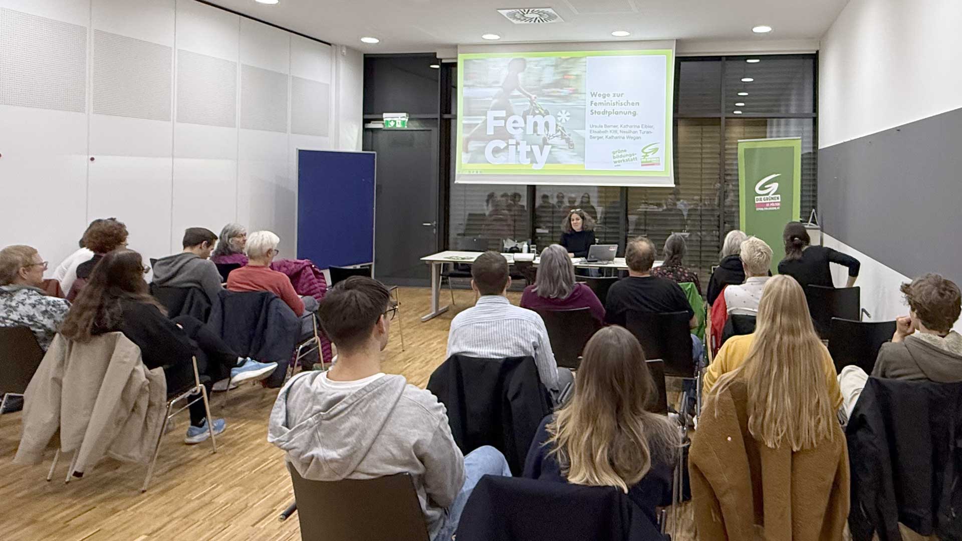 Menschen im Vortragssaal